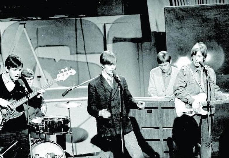 David Bowie & The Buzz